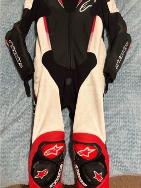 Alpinestars atem V3 One-Piece Racing Leather suit